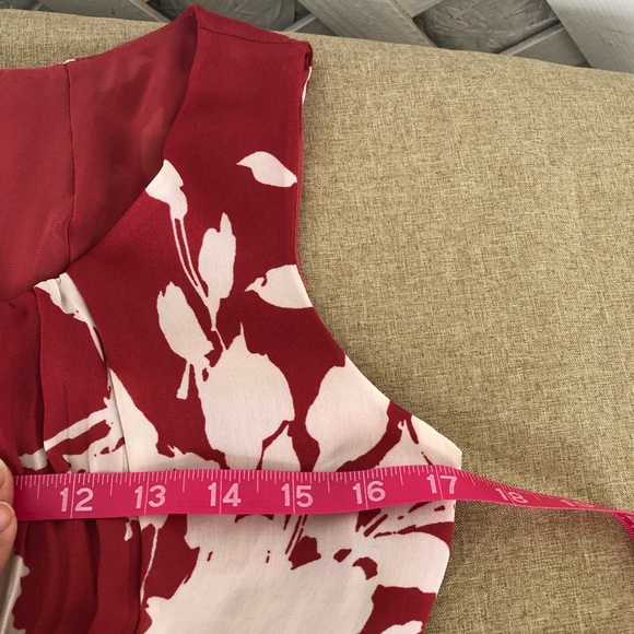 Loft Floral Pleated Sleeveless Summer Dress - Picture 8 of 11